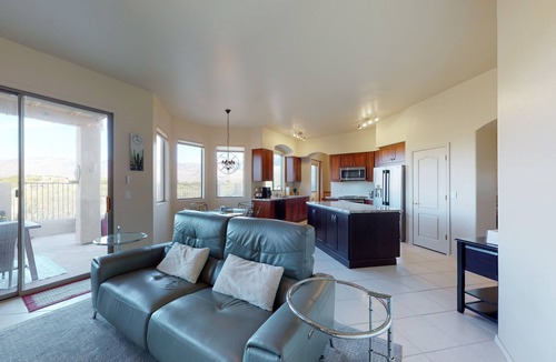 Oro Valley House | Mountain-view snowbird-friendly home with alfresco dining & Sonos - dog-friendly