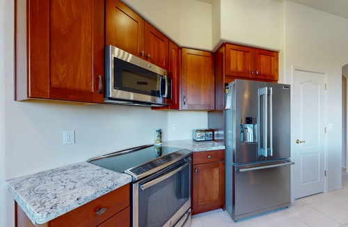 Oro Valley House | Mountain-view snowbird-friendly home with alfresco dining & Sonos - dog-friendly