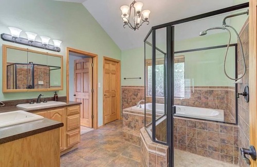 Strawberry House | Mountain Views w/ Pool Table, Game Room and BBQ