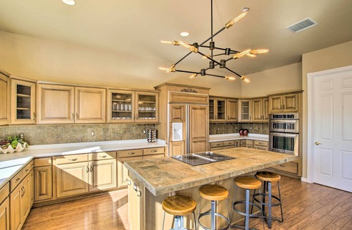 Fountain Hills House | Mtn View! Group-Friendly Getaway in Fountain Hills