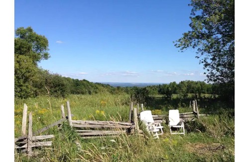 Creemore House | Mulmur Getaway, outside of Creemore