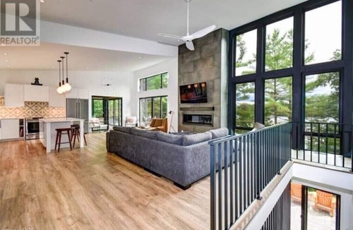 North Kawartha House | Mursal Lake Housenn