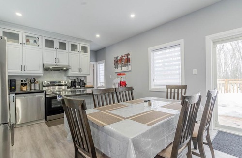 Kearney House | Muskoka cottage near Algonquin provincial park