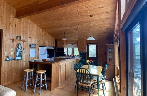 Otter Lake Cottage | Muskoka PENINSULA cottage