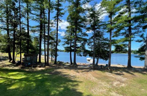 Bala House | Muskoka Sandy Beach Cottage