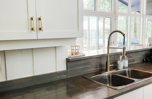Lake of Bays Cottage | Muskoka Waterfront Cottage and Boathouse-Lake of Bays