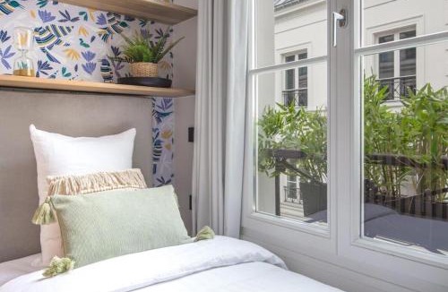 Quartier Saint-Georges Apartment | My Opera In Paris