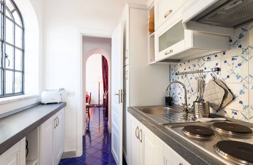 Montepertuso Apartment | My Rental Homes - Casa Praiano 5 minute walk from Positano downtown with sea view