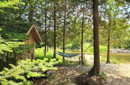 Chatsworth Cabin | Mystic River Retreat Waterfront Glampingnn