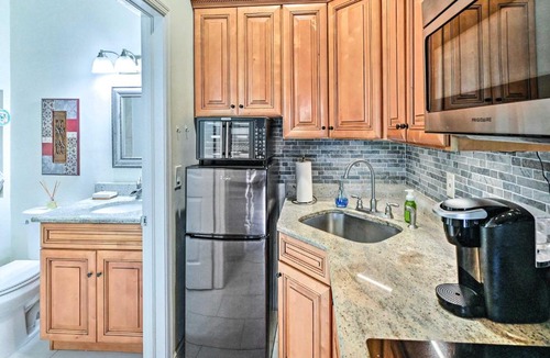 Naples Apartment | Naples Studio Near Everglades with Marina!