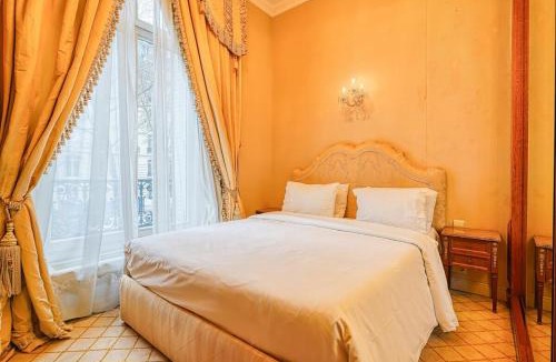 Champs-Elysees Apartment | Napoleon Suite Champs Elysees