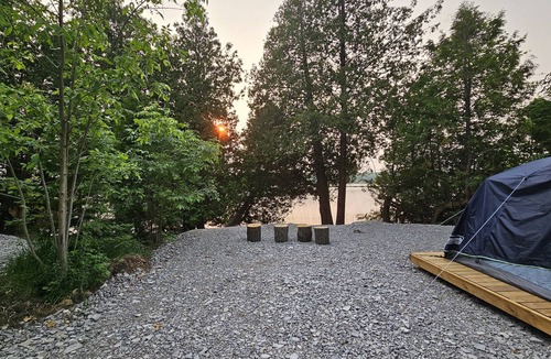 Kemble RV Rental | Nature Heaven: Farm, Day/Night Camping on The Lake S2