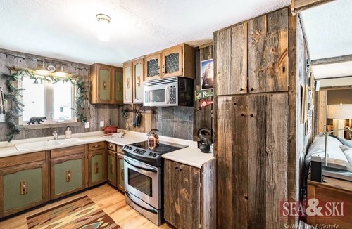 Grey Highlands Cabin | Nature Lovers Delight. Enjoy the tranquility of country living