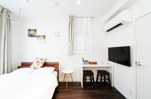 Minamiotsuka Apartment | NDZ3F Two Rail Lines, Explore Tokyo with Ease