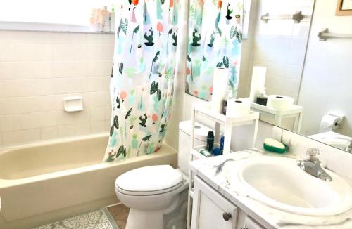 Windsor Palms House | Near Disney Vacation Private Room in shared Villa