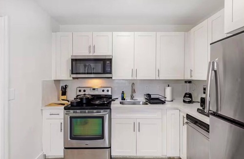 South Middle River House | Near Las Olas FLL Beaches Hard Rock Central