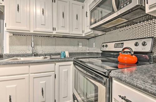 Mount Pocono Condo | Near Mt Airy Casino: Mount Pocono Condo w/Balcony