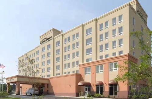 Carteret Apartment | Near NYC Welcoming Double Suite Sleeps 4 Prime Location