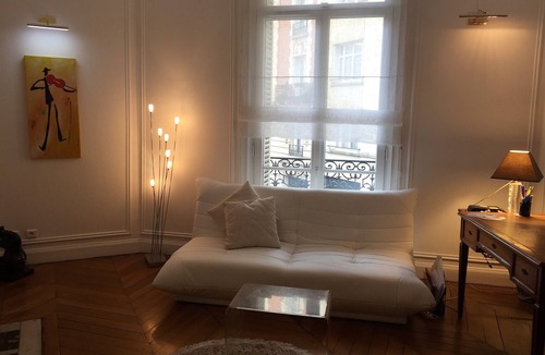 Passy Apartment | Near Olympic Village Beautiful, spacious Haussmann apartment Trocadéro Passy