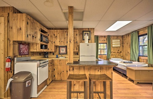 Huntingdon Cabin | Near Raystown Lake! 3 Units at Urban Saddle Ranch