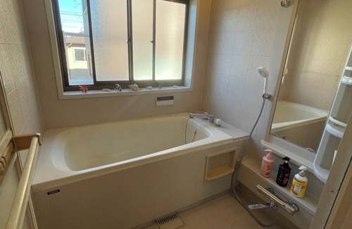 Setagaya Apartment | Near shibuya but quiet area (2-p1) T/B shared