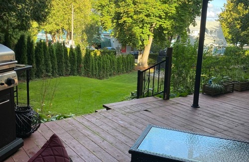 Inverhuron Cottage | Nestled along Lake Huron