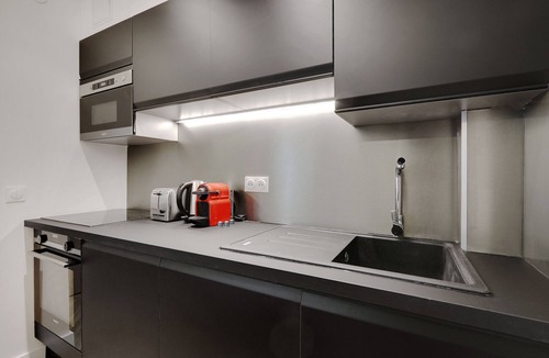 Quartier de la Porte-Saint-Denis Apartment | NEW Éclat du Faubourg 2 CH Luxe