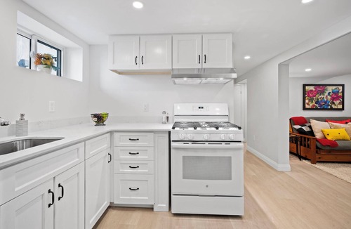 Guelph House | New 2 bedroom legal basement apartment