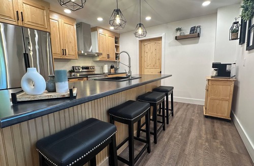 Duncansville House | NEW! 3-bed farmhouse in Duncansville w AC, WiFi. Close to Blue Knob Ski Resort