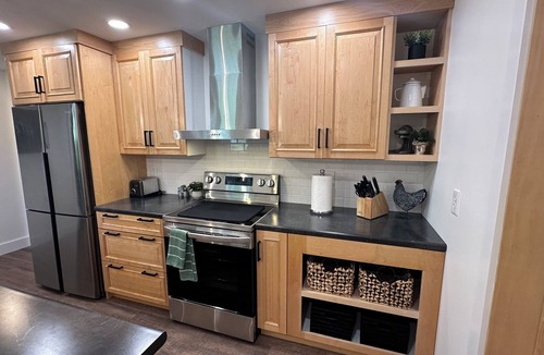 Duncansville House | NEW! 3-bed farmhouse in Duncansville w AC, WiFi. Close to Blue Knob Ski Resort