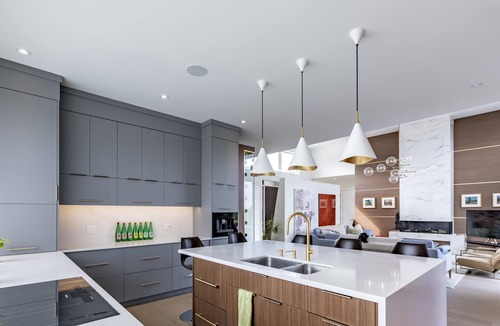 The Blue Mountains House | New 5 bed 5 bath home on the Escarpment.