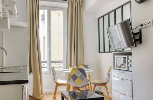 Bel-Air Nord Apartment | New and quiet 1 Bdr Flat in the Heart of Paris 12