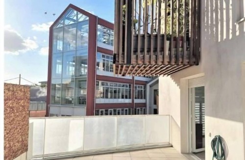 Romainville Apartment | New condo, Quiet, Bright, Terrace, Free Parking