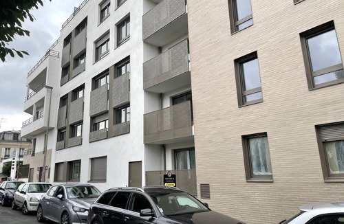 Villemomble Apartment | New cosy apartment with two bedrooms one bathroom and kitchen both full equiped