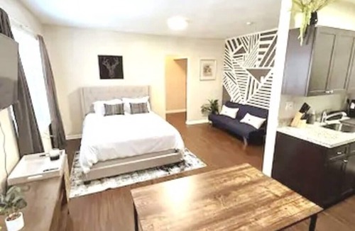 Little Haiti Apartment | New Cozy Studio near Design District & Wynwood