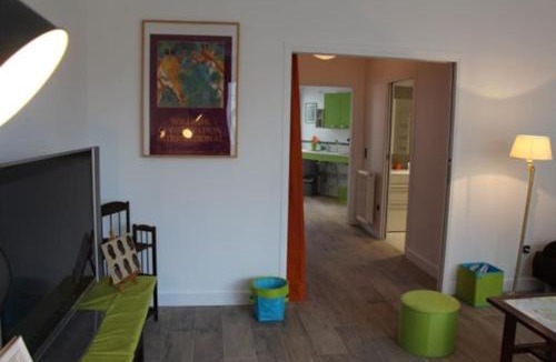Suresnes Apartment | New fully accessible flat 10 mn from Paris