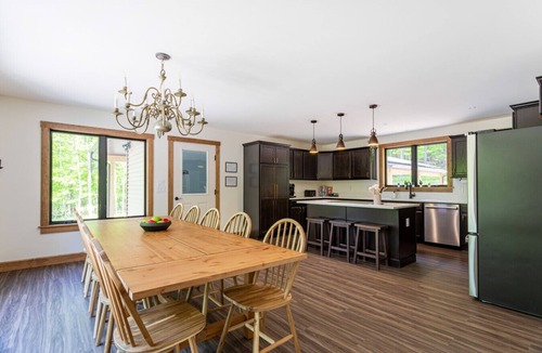 Catskill House | NEW: Gorgeous Grand Chalet w/Hot Tub & Views