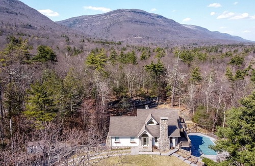Saugerties House | NEW! Gorgeous spacious family escape with Pool & Mountain views