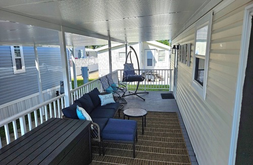 Pinebrook Estates House | NEW LISTING! Relaxing 1BR Retreat with Pool, 15 Mins from the Beachnn