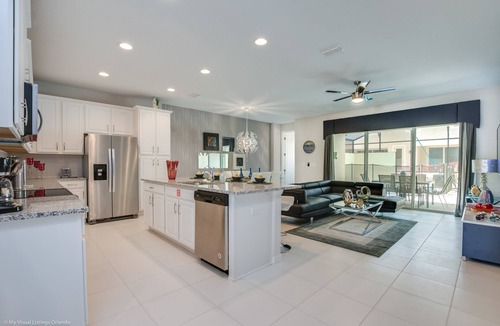 Bay Lake House | New Listing! Solara Resort, 8mi to Disney & 15mi to Universal - FS261026