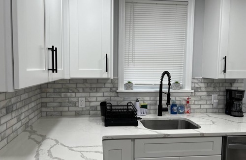 Bogota Apartment | NEW MODERN 1 BEDROOM APT MINUTES FROM NYC!