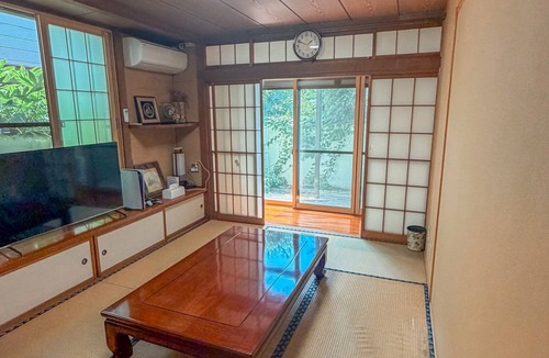Matsumoto Villa | New! Modern Japanese House|PS5, AC, Parking|Castle