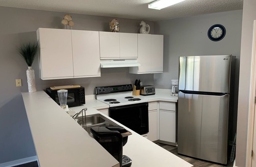 Avalon Beach Estates Condo | NEW! Newly updated 2 bedroom 2 bath condo - 2 minute walk to beach.