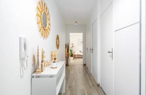 Chessy Apartment | New Splendid Appt Terrace - 5 min Disneyland Paris