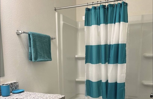 Wellington House | New Stunning Townhouse Near Disney