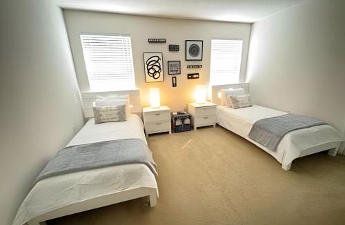 Calabria House | New to Market Spacious Private Pool Retreat