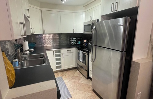 South Scottsdale Condo | *NEW* Walk to Old Town Scottsdale | 1BR Condo + Pool