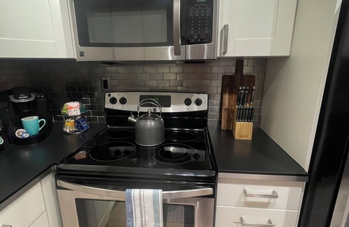 South Scottsdale Condo | *NEW* Walk to Old Town Scottsdale | 1BR Condo + Pool