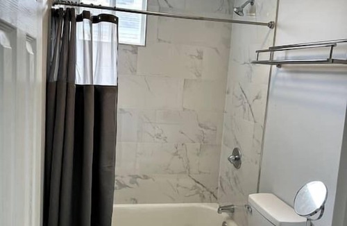 Schenectady Apartment | Newly 5 Star Rental