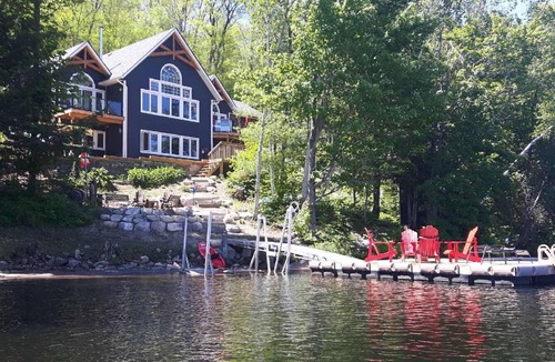 Seguin Cottage | Newly built 4 bedroom/3 bath Lake Front Cottage in a private setting